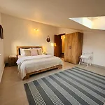 Serenity And Apartament