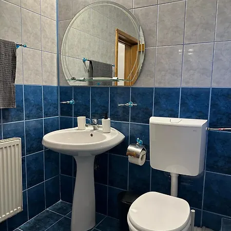 Serenity And 아파트 *