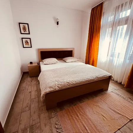 Serenity And 아파트 *