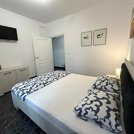 Serenity And 아파트 데포리노드