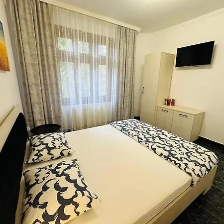 Serenity And 아파트